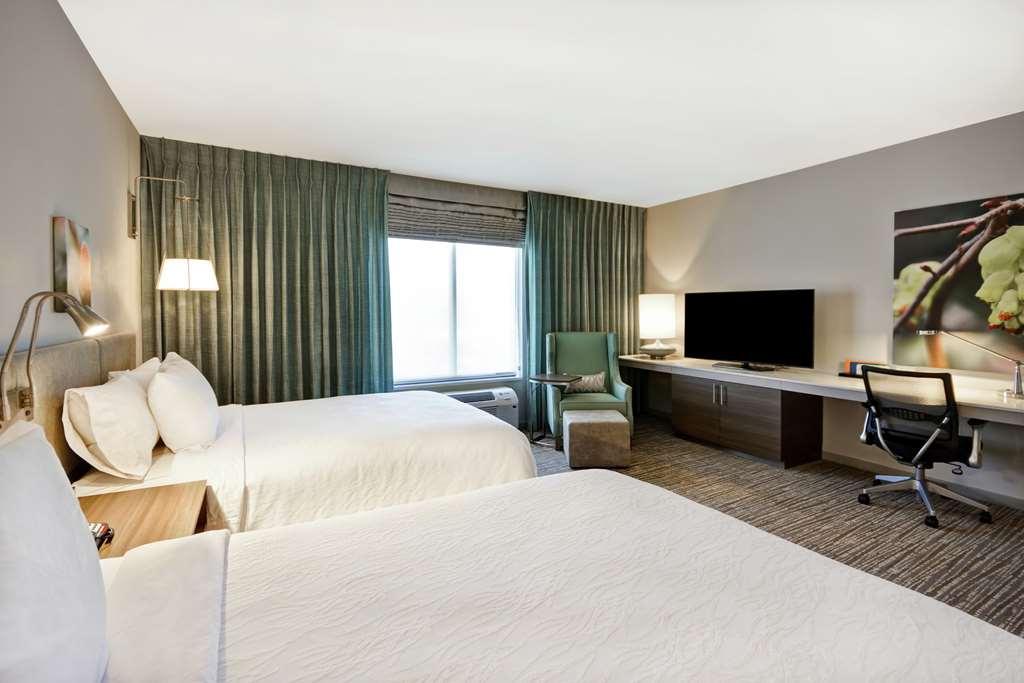 Hilton Garden Inn גסטוניה חדר תמונה